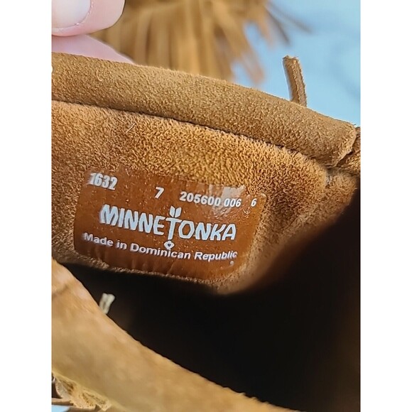 Minnetonka Brown Fringe Boots Size 7 - Picture 5 of 10